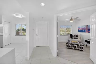 5778 Crystal Shores Drive, Unit #406, Boynton Beach, FL 33437 - Photo 11