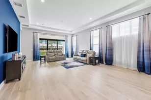 2752 SE Ashfield Dr, Port Saint Lucie, FL 34984 - Photo 11