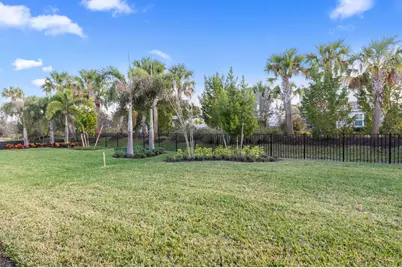 10717 Northbrook Circle, Palm Beach Gardens, FL 33412 - Photo 19