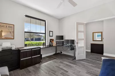 8275 Pedigree Circle, Lake Worth, FL 33467 - Photo 9