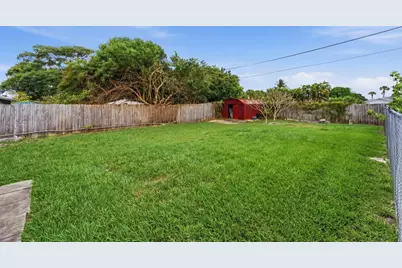 3847 Roan Court E, West Palm Beach, FL 33403 - Photo 23