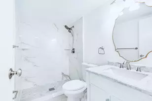 600 Parkview Dr, Hallandale Beach, FL 33009 - Photo 9