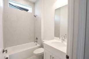 129 SE Strada Cervaro, Port Saint Lucie, FL 34952 - Photo 13