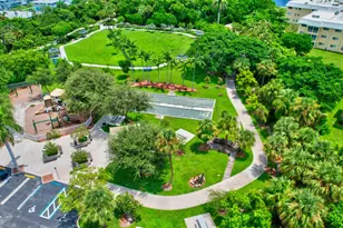 23 Colonial Club Dr, Boynton Beach, FL 33435 - Photo 35