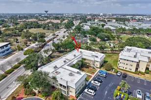 23 Colonial Club Dr, Boynton Beach, FL 33435 - Photo 29