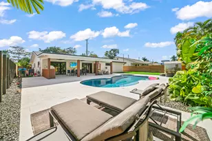 2451 NE 199th St, Miami, FL 33180 - Photo 37