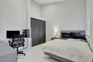 6584 Villa Sonrisa Dr, Boca Raton, FL 33433 - Photo 5