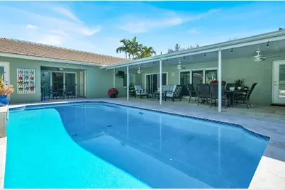 10299 Hunt Club Lane, Palm Beach Gardens, FL 33418 - Photo 7