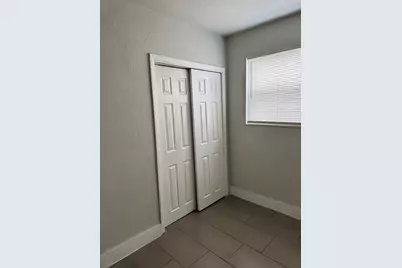 110 SW 7th Avenue #1a, Dania Beach, FL 33004 - Photo 11