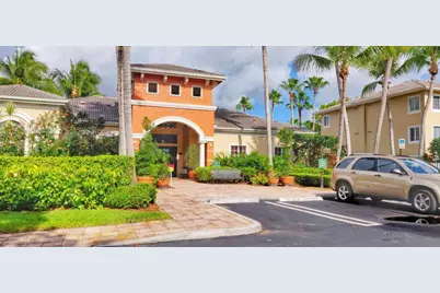 4179 N Haverhill Road, Unit #606, West Palm Beach, FL 33417 - Photo 5