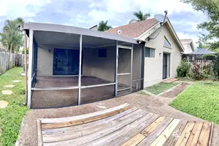 7614 Sierra Terrace W, Boca Raton, FL 33433 - Photo 17