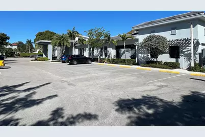 6525 S Oriole Boulevard, Unit #1050, Delray Beach, FL 33446 - Photo 7