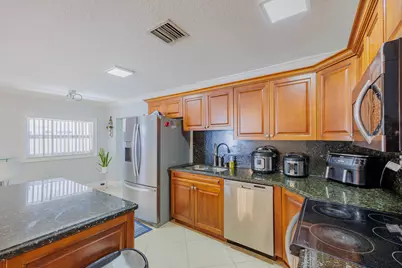 2578 Kentucky Street, West Palm Beach, FL 33406 - Photo 3