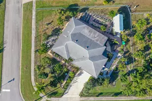 205 NE Ardsley Dr, Port Saint Lucie, FL 34983 - Photo 23