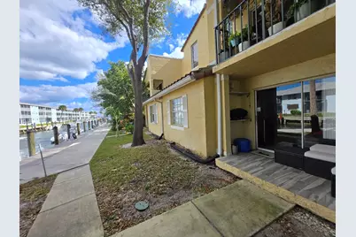 1105 Lake Shore Drive #102, Lake Park, FL 33403 - Photo 1