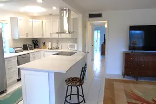 760 Burgundy P, Delray Beach, FL 33484 - Photo 3