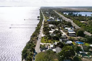 4751 S Indian River Dr, Fort Pierce, FL 34982 - Photo 7