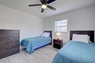 543 SE Greenway Terrace, Port Saint Lucie, FL 34983 - Photo 15