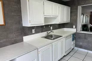 13749 Flora Pl, Delray Beach, FL 33484 - Photo 11