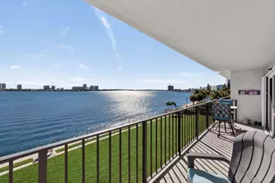 801 Lake Shore Dr, Lake Park, FL 33403 - Photo 3