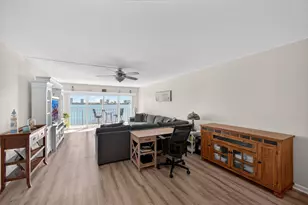 801 Lake Shore Dr, Lake Park, FL 33403 - Photo 9