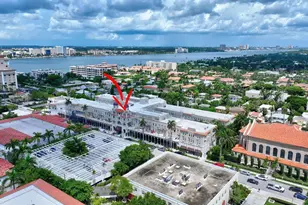 235 E Sunrise Ave, Palm Beach, FL 33480 - Photo 17