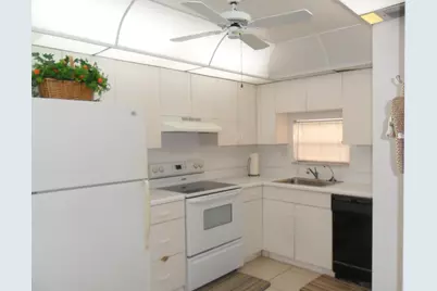 681 S Hollybrook Drive, Unit #105, Pembroke Pines, FL 33025 - Photo 3