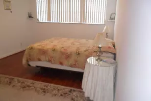 681 S Hollybrook Dr, Pembroke Pines, FL 33025 - Photo 5