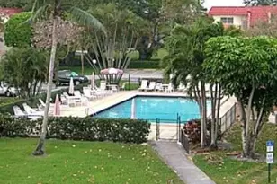 681 S Hollybrook Dr, Pembroke Pines, FL 33025 - Photo 23