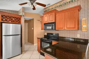 1657 SE Sandia Dr, Port Saint Lucie, FL 34953 - Photo 5