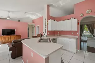 249 Monterey Way, Royal Palm Beach, FL 33411 - Photo 7