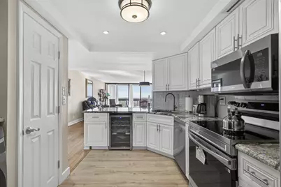 2400 Presidential Way #1606, West Palm Beach, FL 33401 - Photo 5