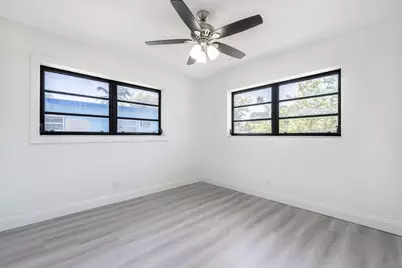 1040 Long Island Avenue, Fort Lauderdale, FL 33312 - Photo 17