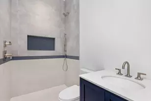 810 NE 70th St, Boca Raton, FL 33487 - Photo 47
