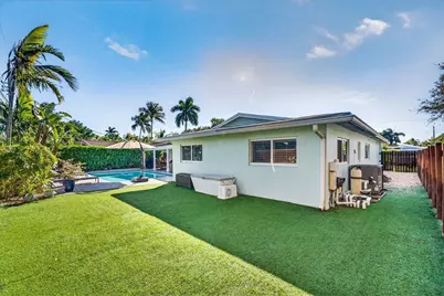 1581 SE 4th Court, Deerfield Beach, FL 33441 - Photo 25