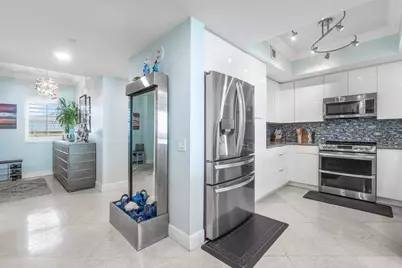 2650 Lake Shore Drive #701, Riviera Beach, FL 33404 - Photo 7