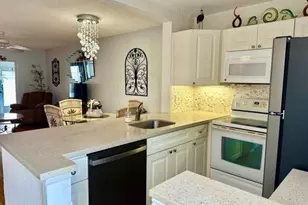 2151 NE 1st Ct, Boynton Beach, FL 33435 - Photo 5