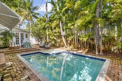 321 Croton Way, West Palm Beach, FL 33401 - Photo 3