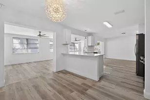 8776 SE Bahama Cir, Hobe Sound, FL 33455 - Photo 9