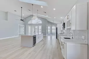 8300 Bob-O-Link Dr, West Palm Beach, FL 33412 - Photo 11