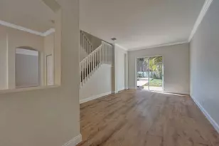 5302 Victoria Cir, West Palm Beach, FL 33409 - Photo 3