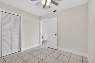 926 S 13th Ave S, Lake Worth Beach, FL 33460 - Photo 15