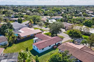 4005 NW 76th Ave, Coral Springs, FL 33065 - Photo 39