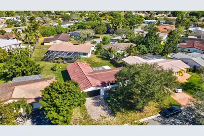 4005 NW 76th Avenue, Coral Springs, FL 33065 - Photo 33