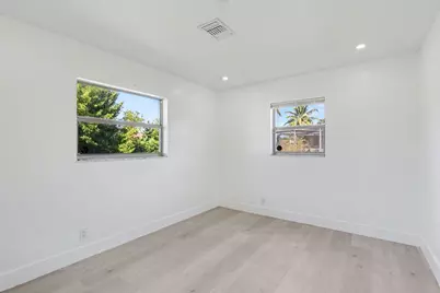 4005 NW 76th Avenue, Coral Springs, FL 33065 - Photo 27