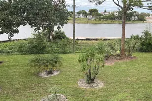 334 Southampton B, West Palm Beach, FL 33417 - Photo 1