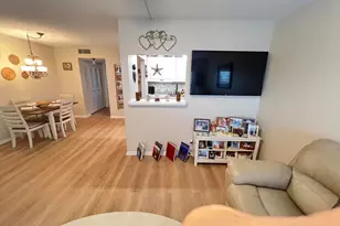 334 Southampton B, West Palm Beach, FL 33417 - Photo 5