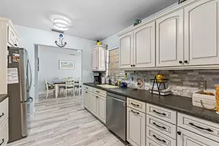 2801 Grove Dr, Fort Pierce, FL 34981 - Photo 41
