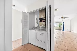 108 Pinewood Ct, Jupiter, FL 33458 - Photo 13