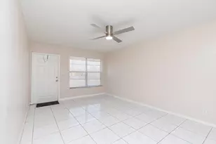 7750 SW 10th Ct, North Lauderdale, FL 33068 - Photo 11